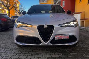 Alfa Romeo Stelvio 2.2 Turbodiesel 210 CV AT8 Q4 V