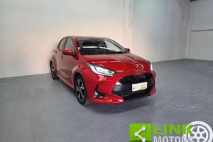 TOYOTA Yaris 1.5 Hybrid 5 porte Trend GARANZIA U