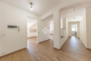 3 LOCALI A CASTELLIRI