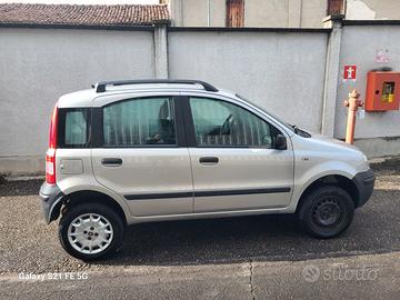 panda 4 x 4 - km 90.500 reali da revisione