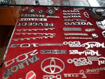 Fregi - Stemmi - Loghi Per Auto D'Epoca Varie