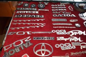 Fregi - Stemmi - Loghi Per Auto D'Epoca Varie