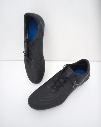 Scarpe da calcio NIKE taglia 46. Nuove
