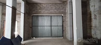 Immobile di 350 m² a Terni