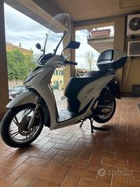 Honda sh 150-2021-passaggio incluso
