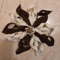 Fiocco natalizio in stoffa marrone e bianco
