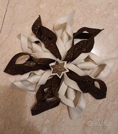 Fiocco natalizio in stoffa marrone e bianco