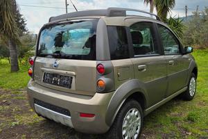 🫱 Fiat Panda Cross 4x4 🫲