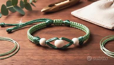 Braccialetti fatti a mano (cordoncino/legno)