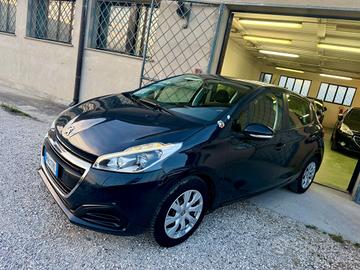 Peugeot 208 PureTech 82 5p. GPL Allure