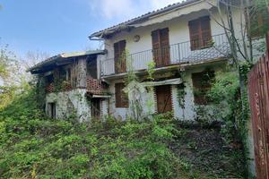 CASA SEMINDIPENDENTE A GASSINO TORINESE