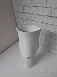vaso in ceramica  di  Faenza  Italia  90