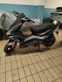 scooter Peda Motor 50cc 4 tempi