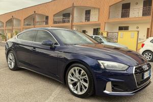 Audi A5 spb 40 TDi mhev 204 cv