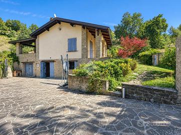 VILLA SINGOLA A CASINA