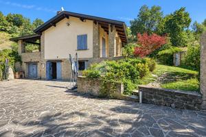 VILLA SINGOLA A CASINA
