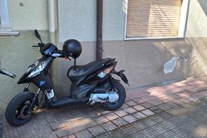 Scooter typhoon