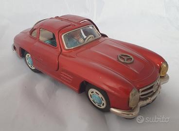 modellino latta Mercedes 300 SL ali di gabbiano