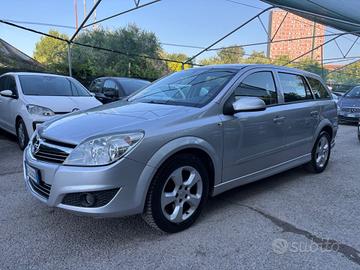 Opel Astra 1.7 CDTI 125CV Cosmo SW OK NEOPATENTATI