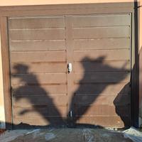 Portone garage basculante