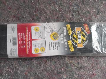 Strisce paracolpi adesive