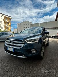 Ford Kuga 1.5 TDCI 120 CV S&S 2WD Powershift Editi