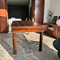 Tavolo in palissandro