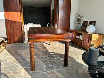 Tavolo in palissandro