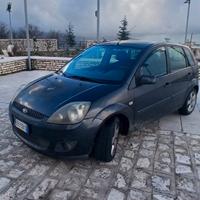 Ford Fiesta 1.4tdci 70 CV