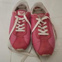 Scarpe rosse con lacci 