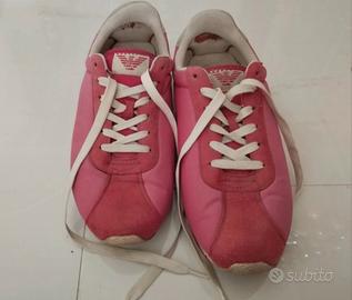 Scarpe rosse con lacci 