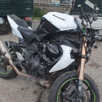 Kawasaki z750 incidentata