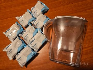 Caraffa Brita con 8 filtri nuovi