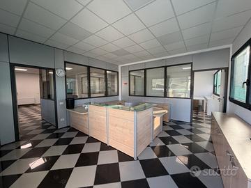 MARGHERA Negozio completamente arredato di 230 mq