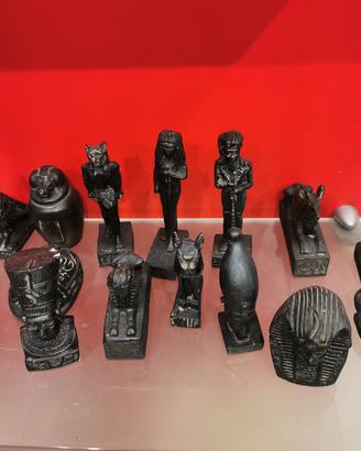 statuine etniche