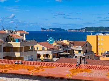 Ampio Attico con lastrico Vista Mare