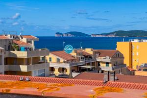 Ampio Attico con lastrico Vista Mare