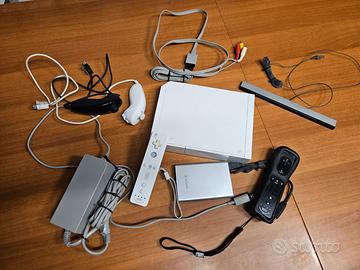 Nintendo Wii con accessori