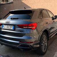 AUDI Q3 S-Line 35 TFSI Mild-Hybrid S tronic MHEV