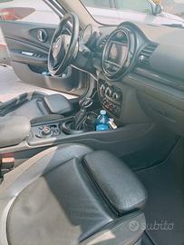 mini Cooper clubman