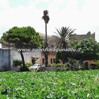 Vecchio casale dell'800 vicino al mare