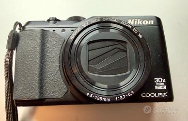 Nikon coolpix s9900 usata