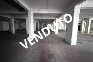 Box / Garage di 30 m² a Roma