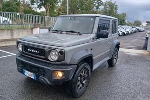 Suzuki Jimny 1.5 5MT Top