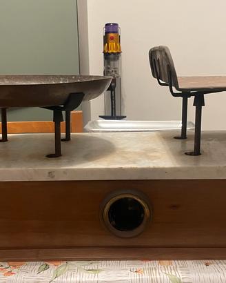 Arredamento vintage. Bilancia casa negozio locale