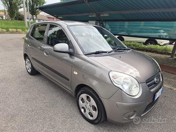 Kia piccanto 1.0