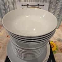 ER-STOCK-68
🔔 SERVIZIO PIATTI IKEA Bianchi