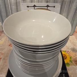 ER-STOCK-68
🔔 SERVIZIO PIATTI IKEA Bianchi