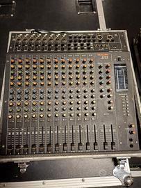 Mixer Tascam M-1016