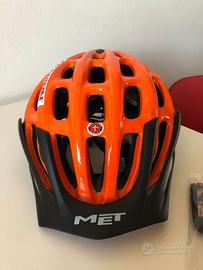 Casco e-bike MET
